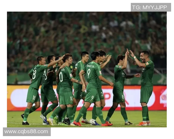 重庆足球队与北京足球队赛后分析：力量对决的精彩瞬间与战术启示